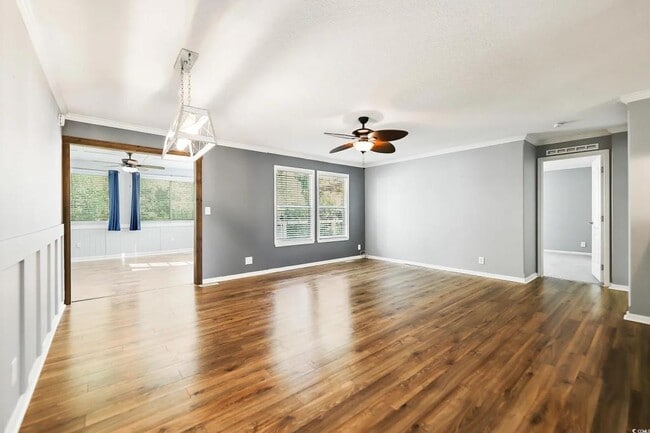 Building Photo - 333 Walden Lake Rd