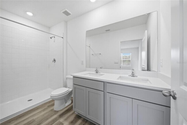 Building Photo - 2480 Riversong Ldg Ln