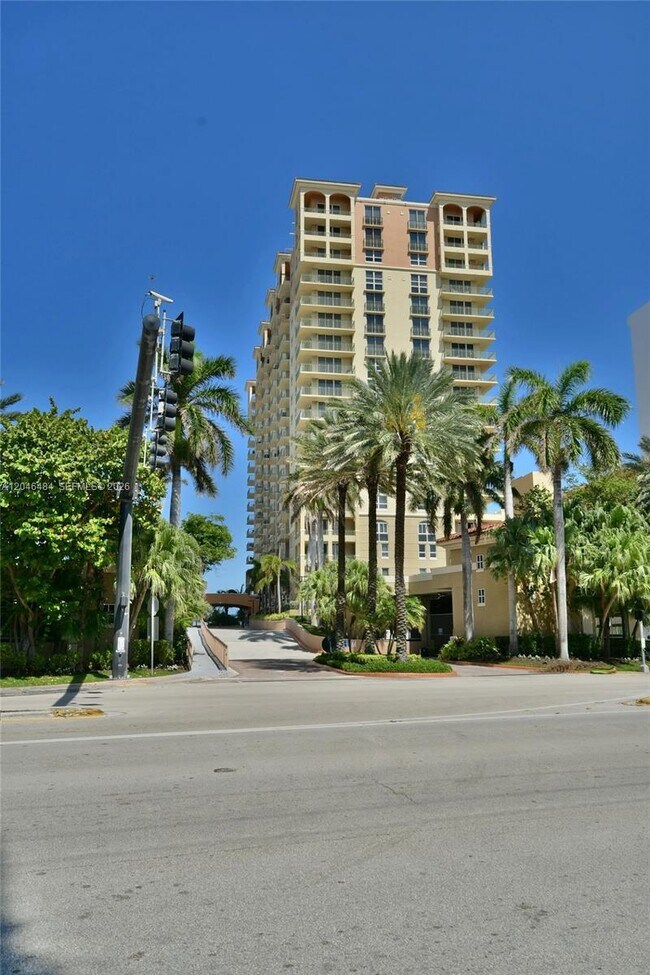 Building Photo - 2080 S Ocean Dr