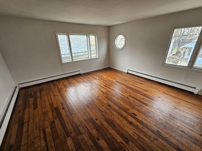 Building Photo - 3714 E 50th St