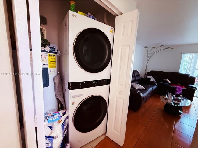 Building Photo - 2243 NW 135th Terrace