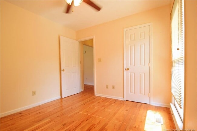 Building Photo - 521 Stone Way Ct