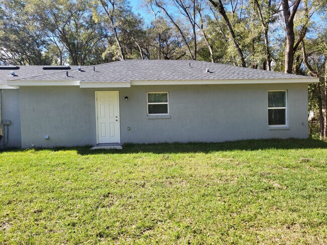 Building Photo - 1551 NW 57th Ct