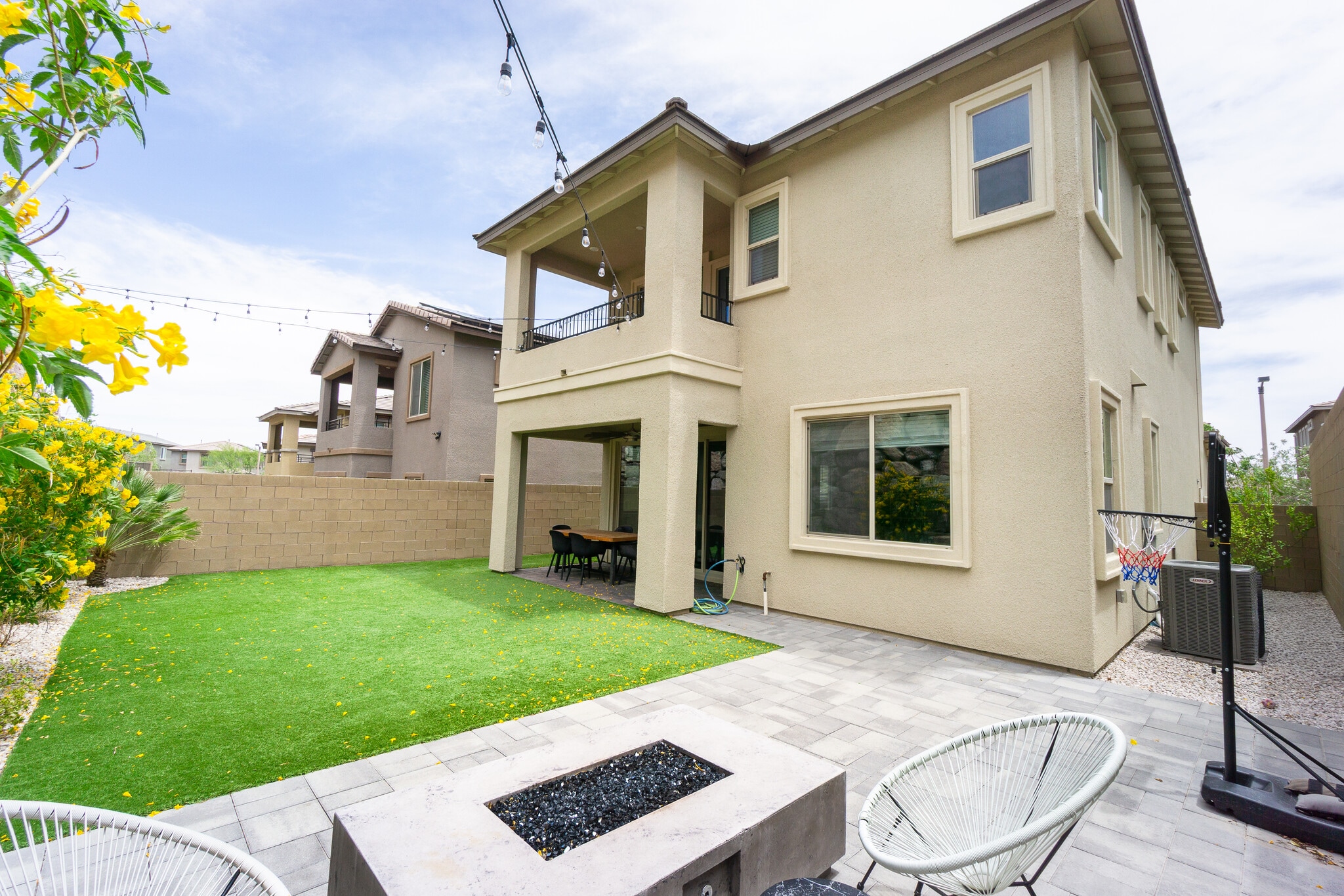 Backyard with bistro lighting - 12412 Shoreline Echo Ave