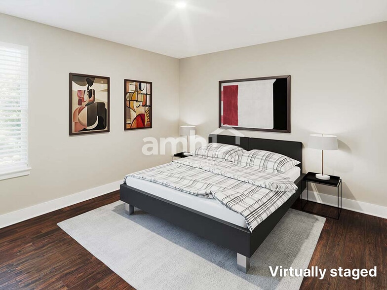 Building Photo - 484 Banyan Frst Dr