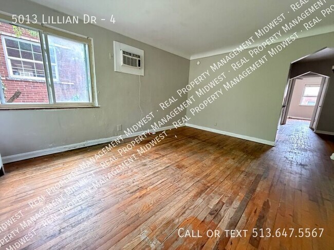 Building Photo - 5013 Lillian Dr