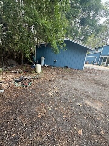 Building Photo - 302 Bernard Rd