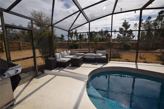 Building Photo - 7748 Indian Ridge Trail S