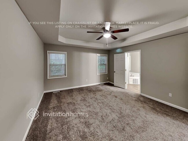 Building Photo - 2686 Candler Dr