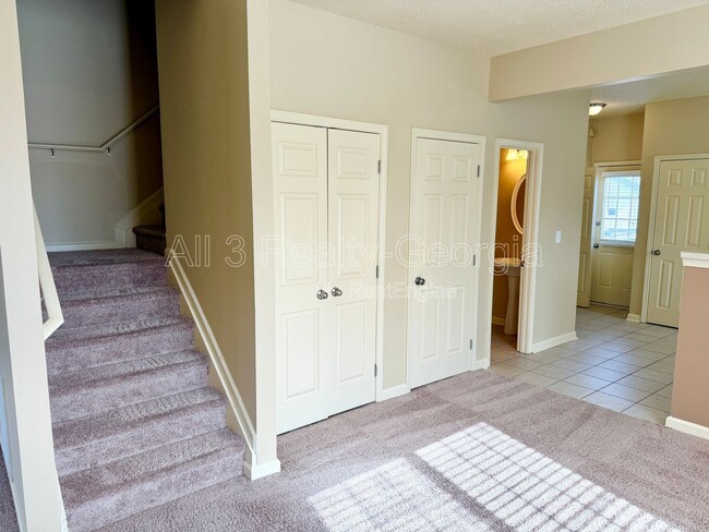 Building Photo - 115 Odyssey Turn NW