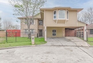 Building Photo - 10126 Rosbrook Dr