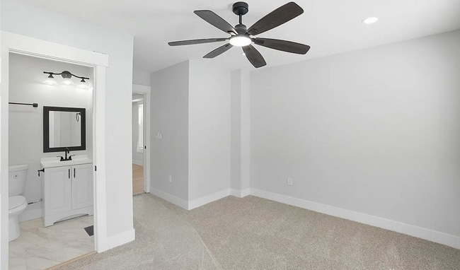 Building Photo - 1531 Chapel St