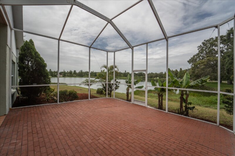 Building Photo - 1725 Bondurant Way