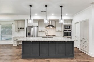 Building Photo - 101 S Weatherred Dr