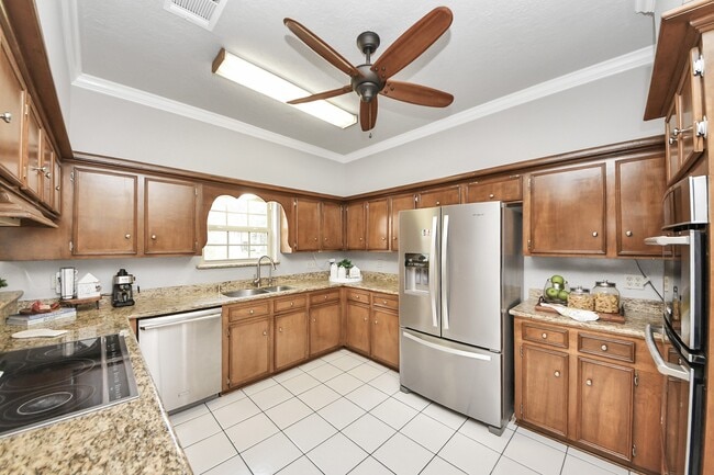 Building Photo - 20626 Chestnut Hills Dr