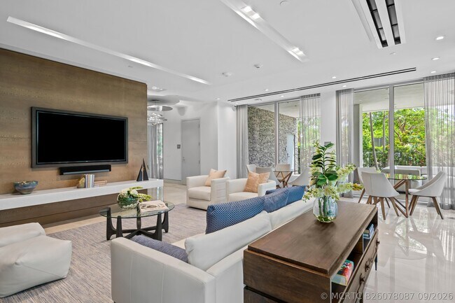Building Photo - 435 Bayshore Dr