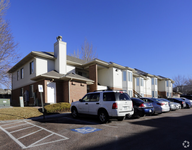 Primary Photo - Fountain Ridge Apartments