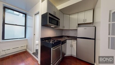Building Photo - 787 9th Ave
