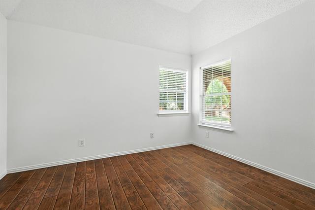 Building Photo - 1717 Newton Dr