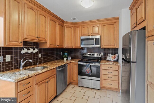 Building Photo - 1751 Westwind Way