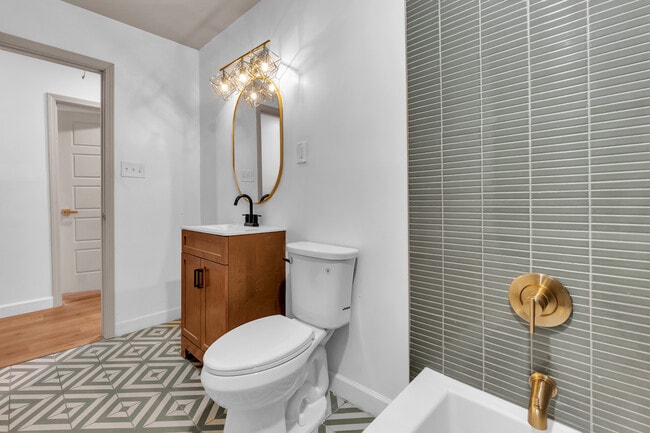 Building Photo - 4895 Helene Rd