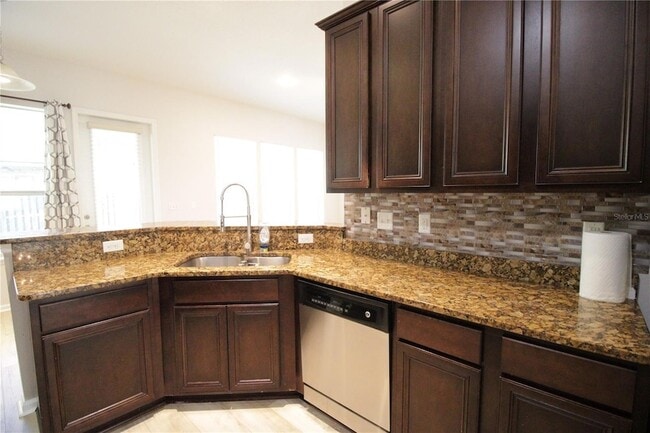 Building Photo - 8225 NW 53rd Ter