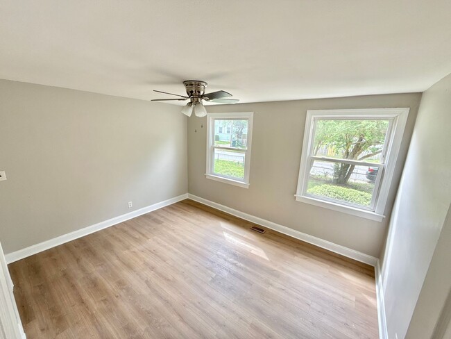 Building Photo - Norfolk 2 bedroom, 1 bath home