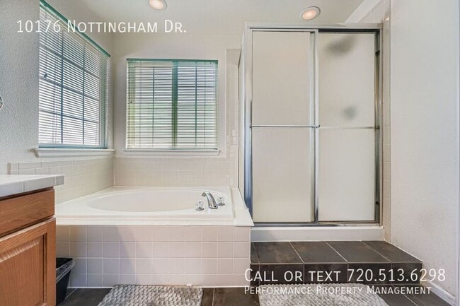 Building Photo - 10176 Nottingham Dr