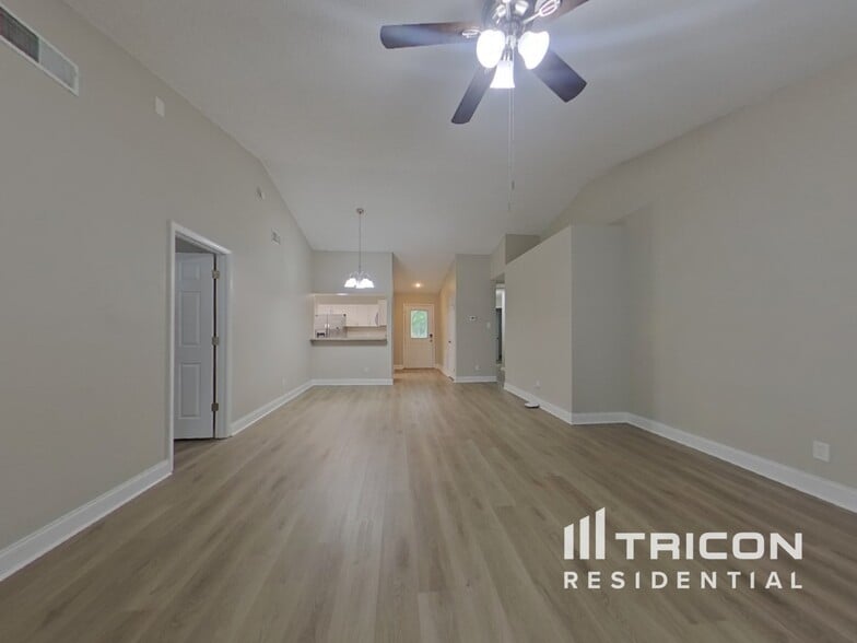 Building Photo - 13613 Fawn Ridge Blvd