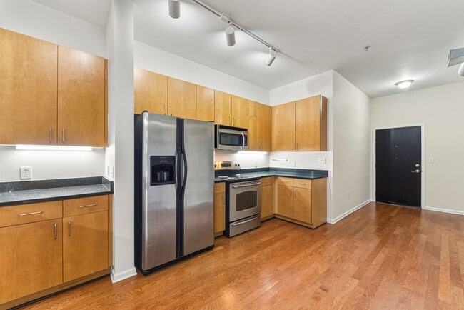 Building Photo - 5300 Peachtree Rd