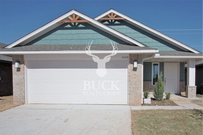 Building Photo - 2509 NW 199th St