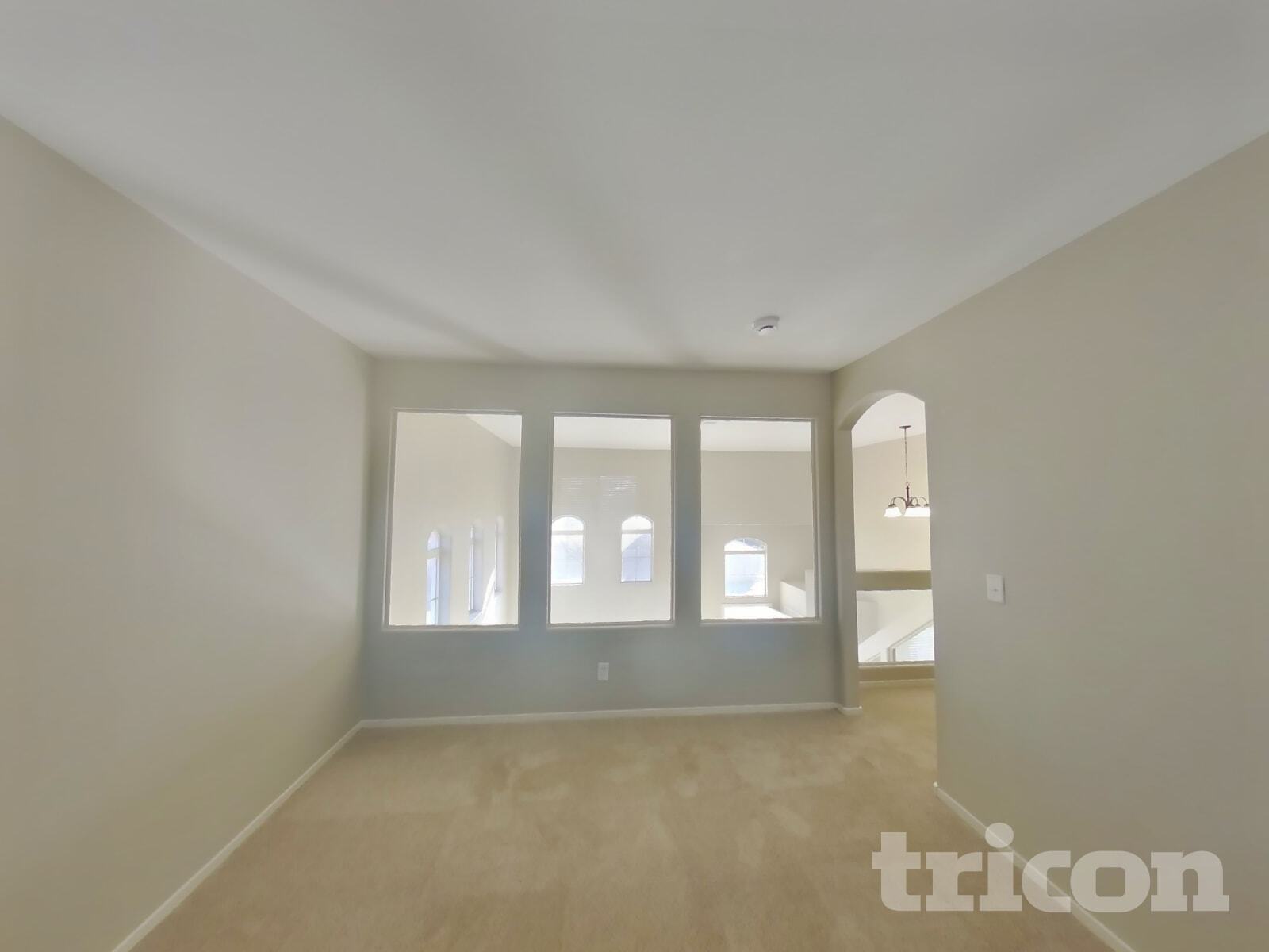 Building Photo - 8716 Honey Vine Ave