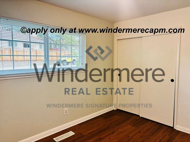 Building Photo - Beautiful 3-Bedroom Home in a Wonderful Fair Oaks Neighborhood!