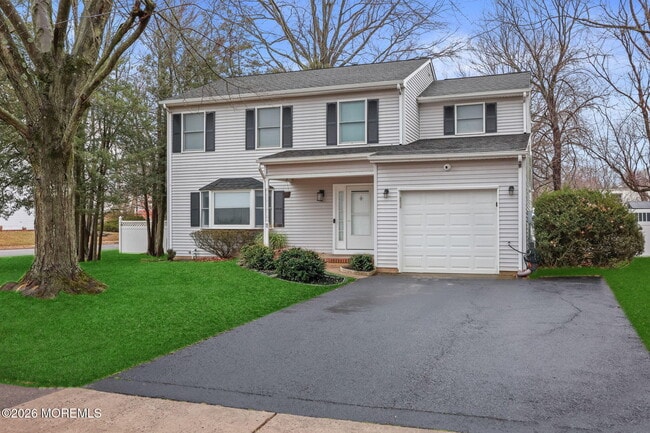 Building Photo - 11 Applebey St