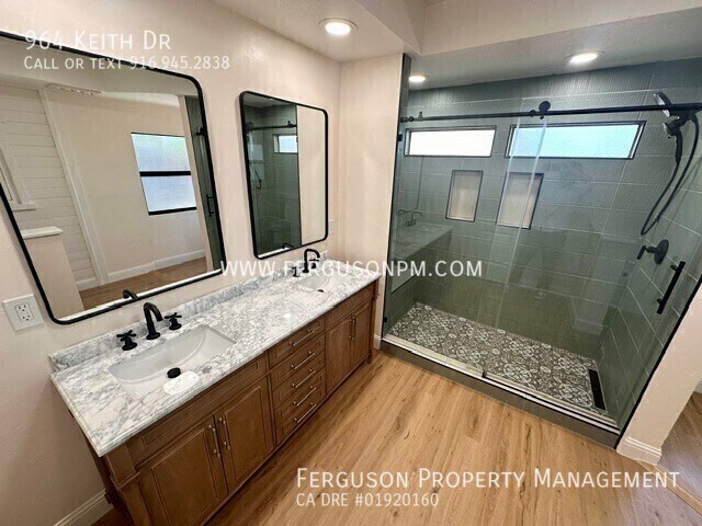 Building Photo - 964 Keith Dr