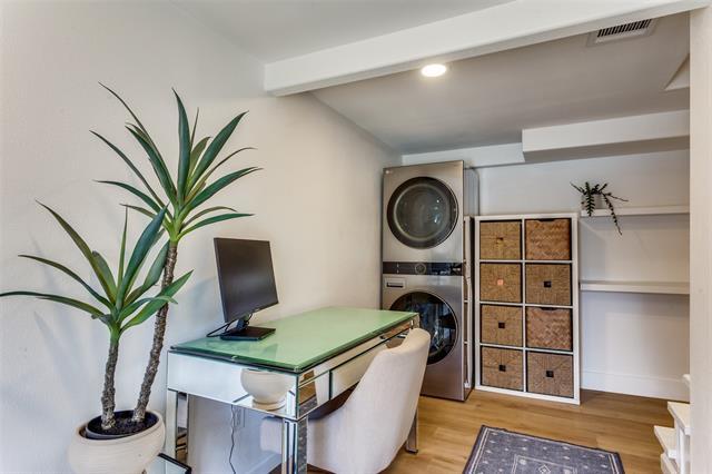 Building Photo - 1600 Fairmount Ave