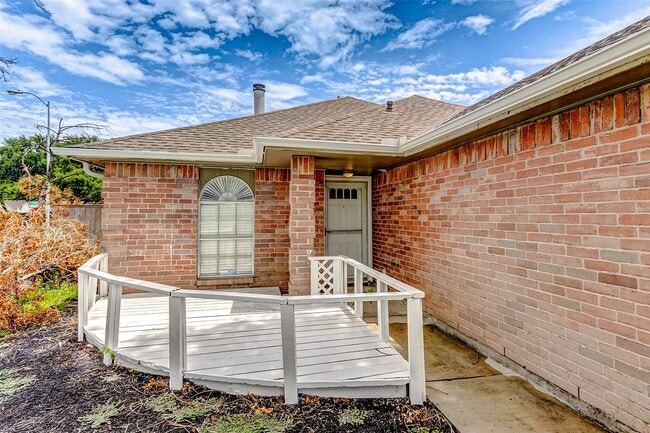 Building Photo - 8410 Fawn Wind Ct