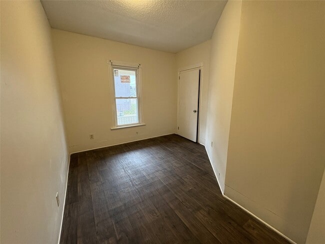 Building Photo - 234 Ackley Ave