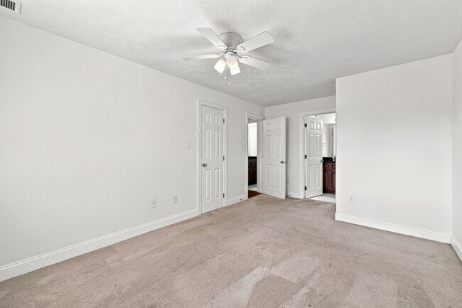 Building Photo - 104 Turtle Creek Rd