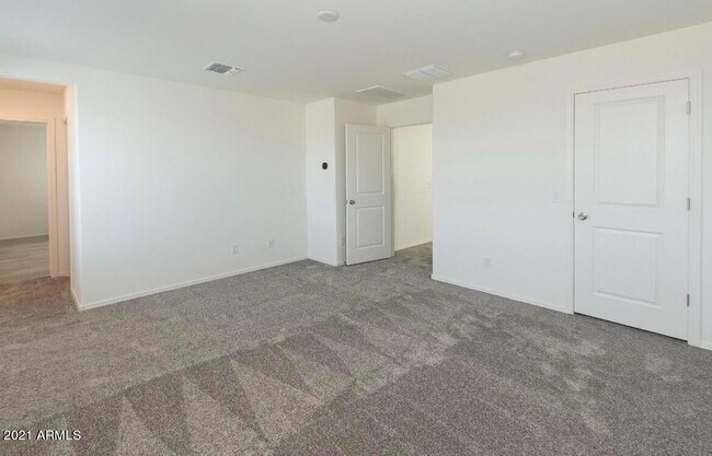 Building Photo - 7259 N 125th Dr