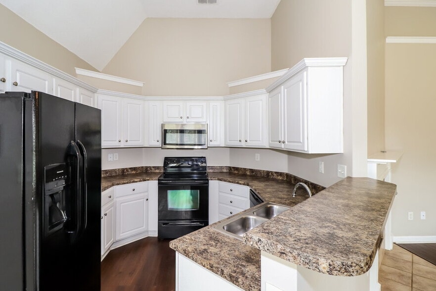 Building Photo - 8249 White Wing Ln