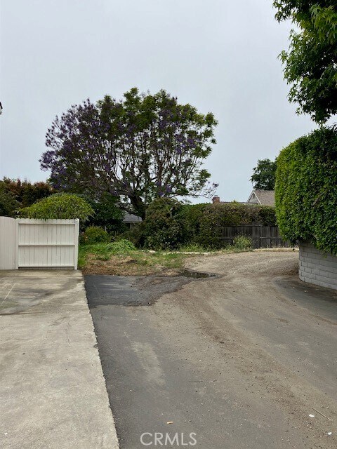 Building Photo - 57 Margate Square