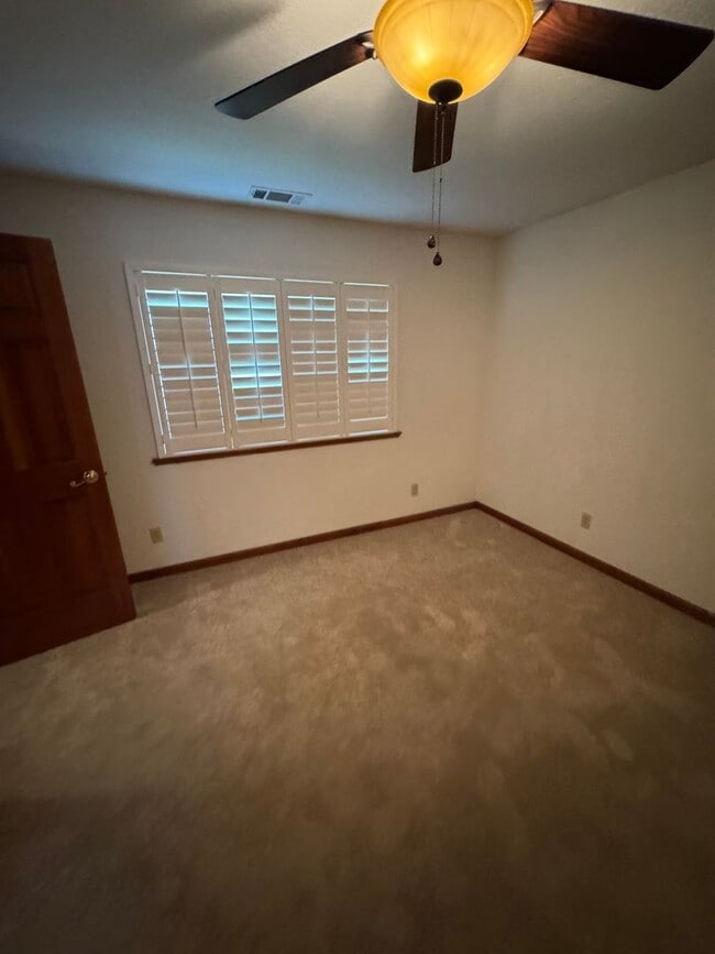 Building Photo - 2119 St Anton Dr