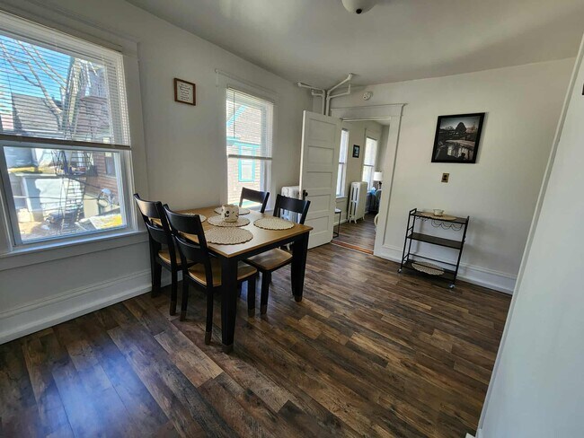 Building Photo - 15 Clarks Rd