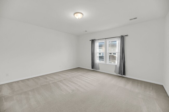 Building Photo - 544 McLernon Trce