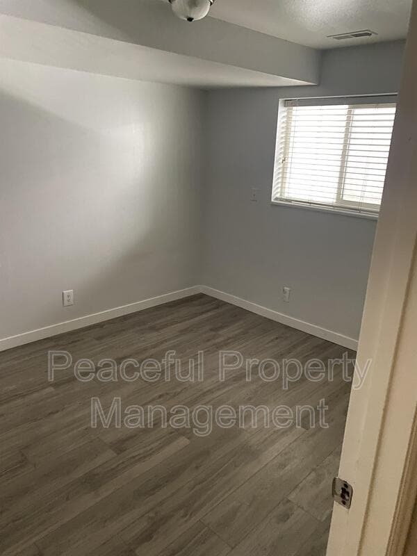 Primary Photo - 1633 Woodland Dr