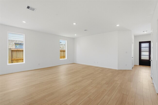 Building Photo - 4530 Sunny Hazel Ln