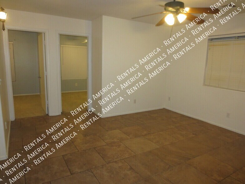 Building Photo - 10831 E Contessa St