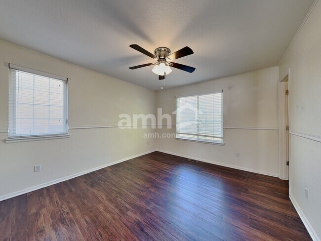 Building Photo - 13656 Adams St