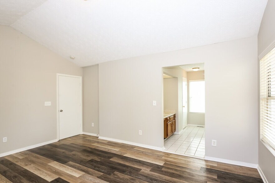 Building Photo - 1200 Woodstream Dr